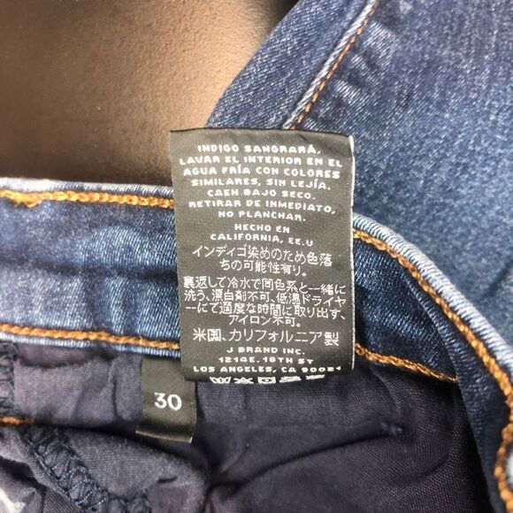 J BRAND CUFFED SLIM BOOT LEG VERUCA INDIGO BERMUDA SHORTS SIZE 30 MADE IN USA - Picture 4 of 7